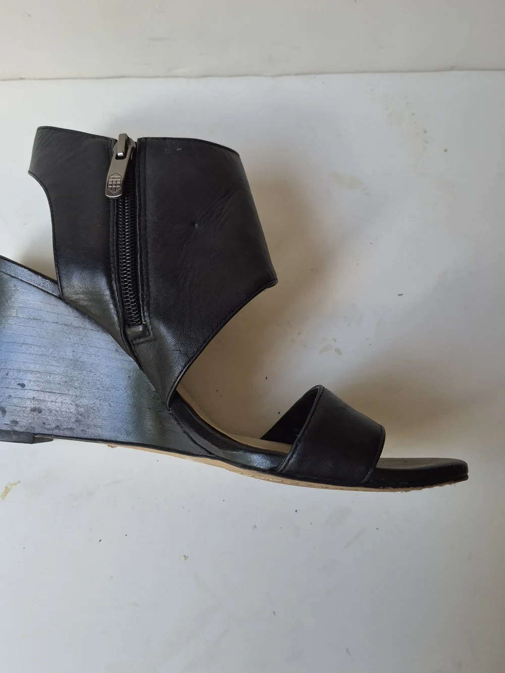 Vince Camuto Black Leather Triple-Buckle Wedge Sandals
